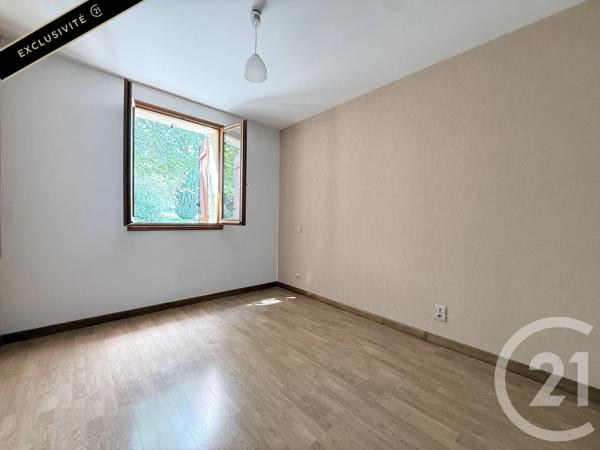 Maison à vendre  5 pièces - 101,35 m 2   GOURDON  - 46