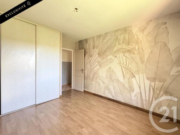 Maison à vendre  5 pièces - 101,35 m 2   GOURDON  - 46