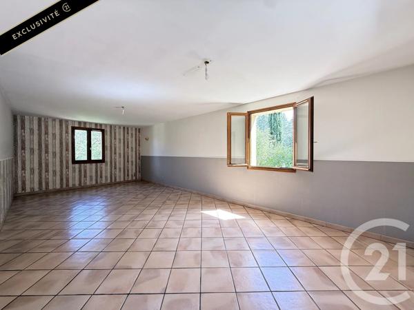 Maison à vendre  5 pièces - 101,35 m 2   GOURDON  - 46