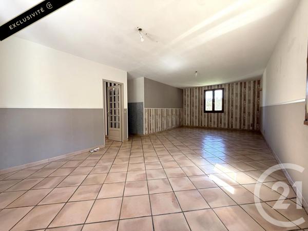 Maison à vendre  5 pièces - 101,35 m 2   GOURDON  - 46