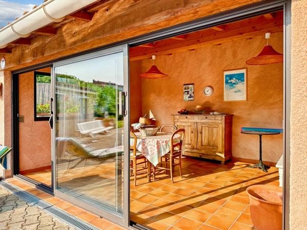 Dpt Pyrénées Orientales (66) - À VENDRE : Maison familiale 162 m² avec Terrasse – Piscine – Garage – Dépendances – sur terrain de 1600 m² environ