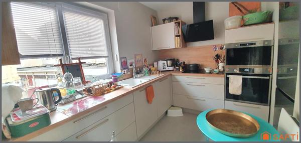 LISIEUX CENTRE APPART F4 84m2 ASCENSEUR BALCON CAVE