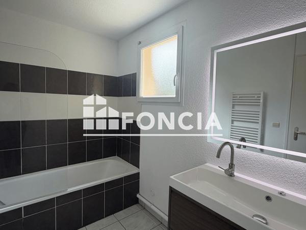 Location Maison 4 pièces 82.95 m² - VILLA 7 Saint Michel 16470