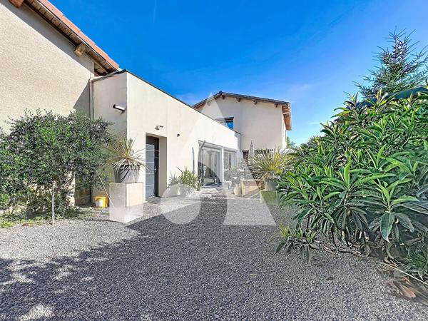 Maison 6 pièces 220 m2