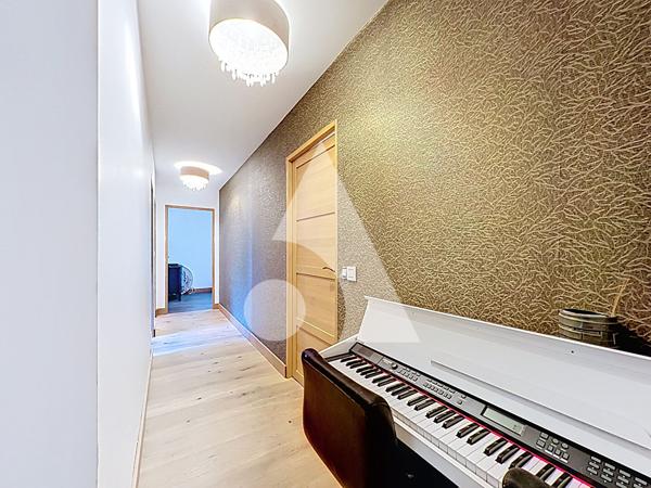 Maison 6 pièces 220 m2