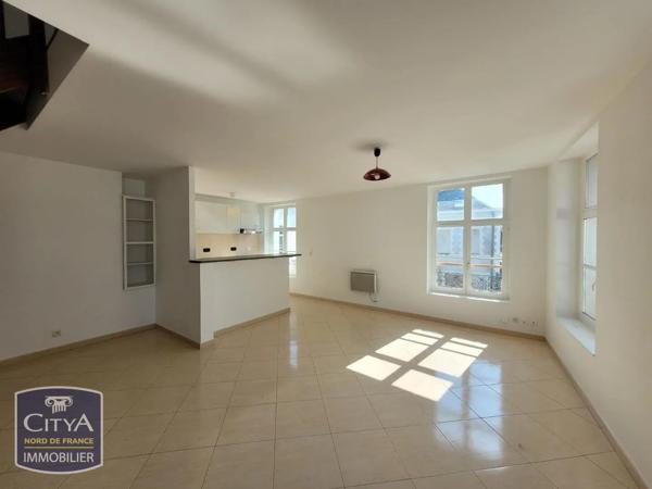 Appartement à louer 3 pièces 56m² Condé-sur-l'Escaut (59163)