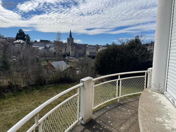 Maison à vendre à Peyre en Aubrac en Lozère (48130), ref : 48032-113