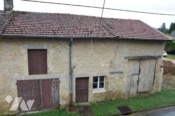 EXCLUSIVITE
MAISON ENTIEREMENT  RENOVEE