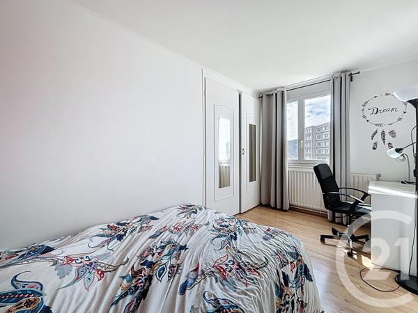 Appartement T5 à vendre  5 pièces - 78,37 m2 DARNETAL - 76