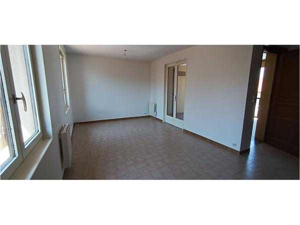 Appartement F3 - MONTVERDUN