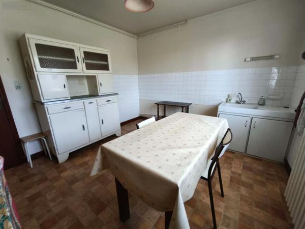 Maison à vendre à Aurillac dans le Cantal (15000), ref : 059-2048