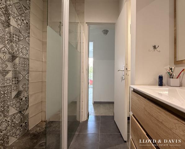 Appartement type Maison de Plain-pied 600 m plage