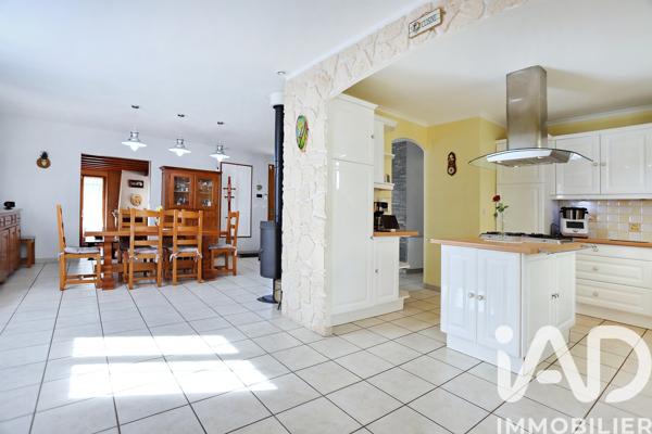 Maison à vendre 6 pièces 156 m² Sainte-Luce-sur-Loire