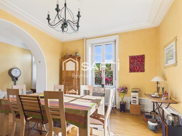 Maison de maître 5 chambres au centre Saint-Amé