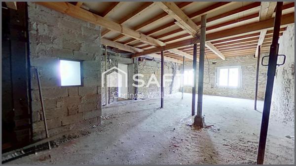 Maison de village individuelle avec garage, toiture récente et énorme potentiel – 112 m² habitables + plus de 100 m² aménageables