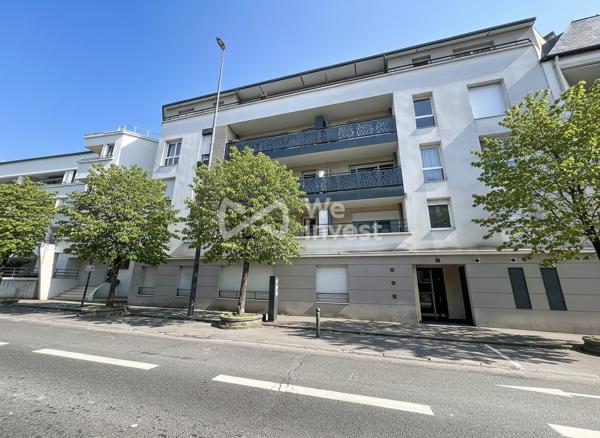 Centre-ville – 2 pièces en dernier étage dans un immeuble de 2017