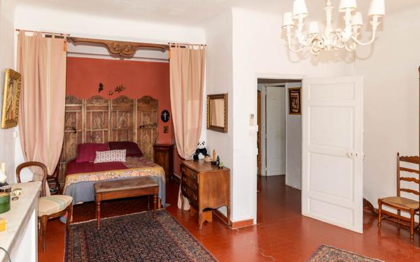 Maison à vendre    6 pièces • 200 m2 La Seyne-sur-Mer