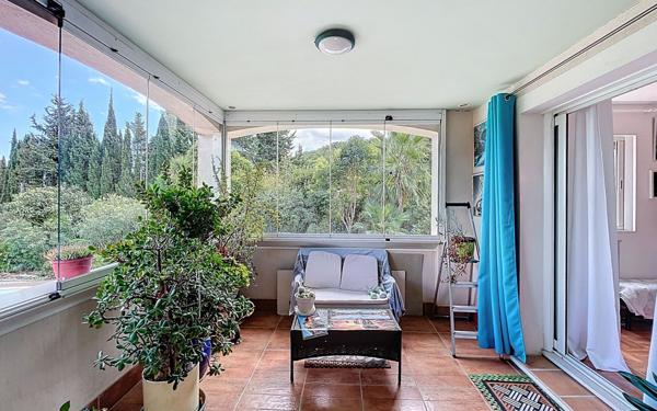 Maison à vendre    6 pièces • 196 m2 Châteauneuf-Grasse