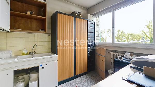Bureaux de 284 m² à MORANGIS