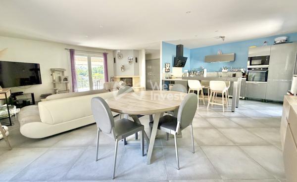 Villa de type 5 de 127 m2 habitables avec quatre chambres, jardin avec vue dominante.