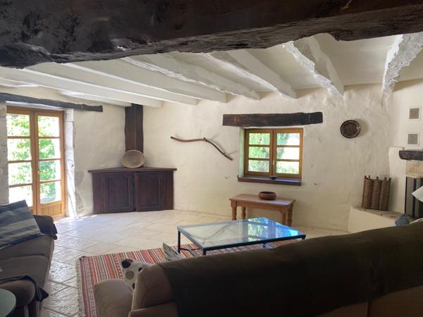 Montaigu-de-Quercy (82150) TARN ET GARONNE MONTAIGU DE QUERCY. ensemble en pierre avec piscine, 13 hectares, jolie vues