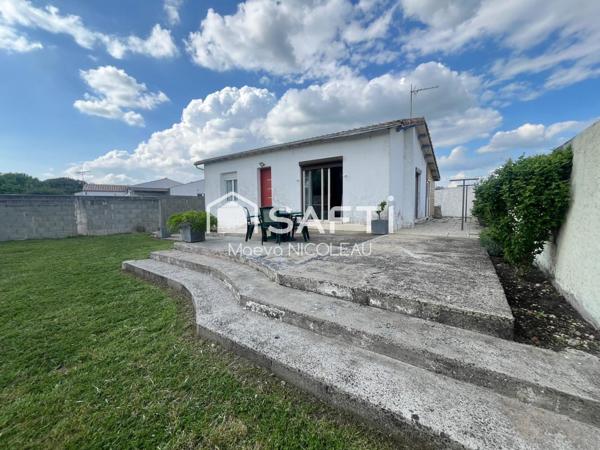 Maison avec jardin et piscine