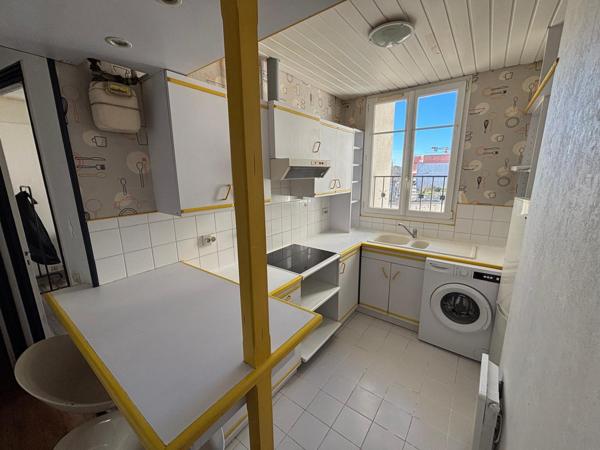 Bondy (93140) Grand F2 avec bureau proche gare