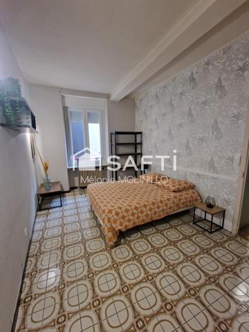 Spacieuse Maison de 204 m² avec grand garage, cour et dépendance