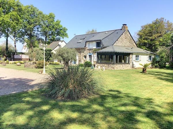 BELLE LONGERE 170 M2 HERBIGNAC