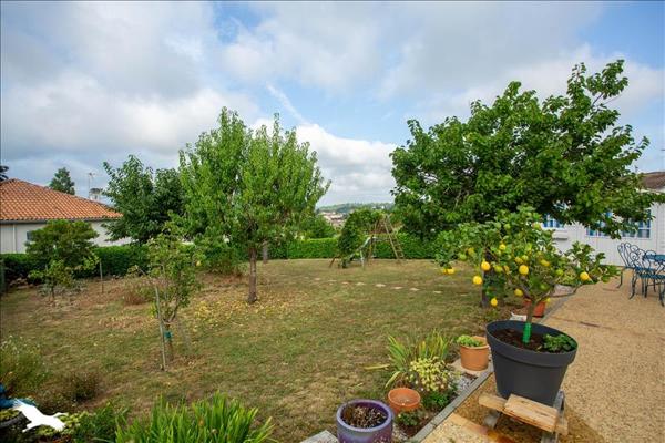 Maison à vendre |  La Réole |  5 pièces | 130 m²