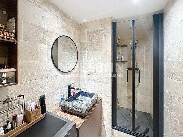 Aubagne - Appartement 4 pièces - 65 m2 - 3 chambres - loggia - résidence sécurisée - stationnement