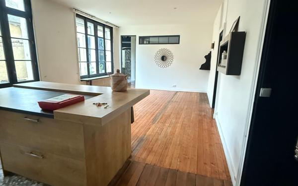 Appartement à vendre    5 pièces •  Poitiers