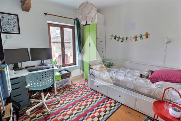 Maison 5 pièces 85.11 m2
