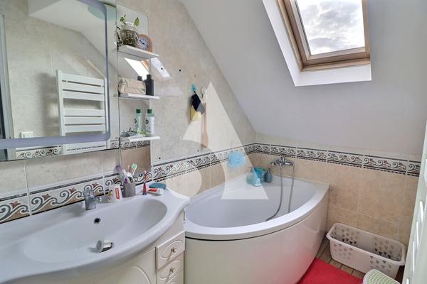 Maison 5 pièces 85.11 m2