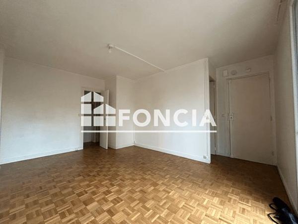 Location Studio 31 m² - 27/29 AVENUE DE BRIMONT Chatou 78400