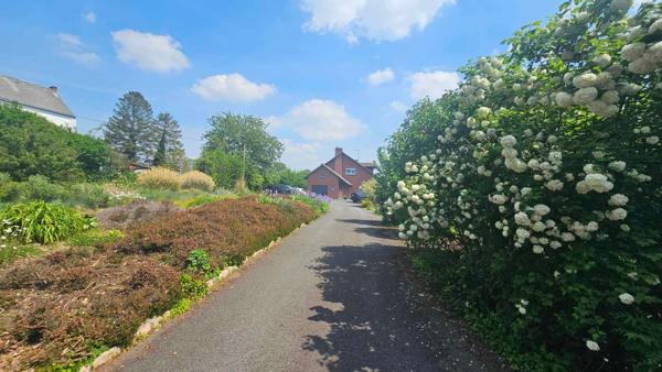 Magnifique Maison 3 ch, garage, jardin, étang, cave