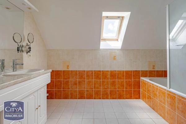 Maison à vendre 8 pièces 152.06m² Langeais (37130)