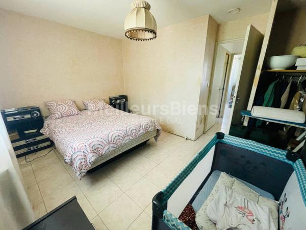 MAISON T4 AVEC GARDIN ET GARAGE