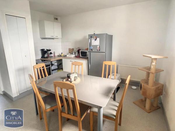 Appartement à louer 3 pièces 53.61m² Pluneret (56400)