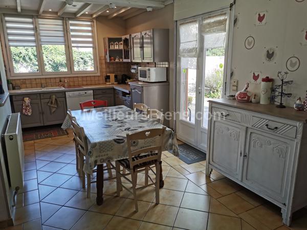 MAISON DE VILLE SEMI-INDIVIDUELLE 3 CHAMBRES JARDIN HANGAR