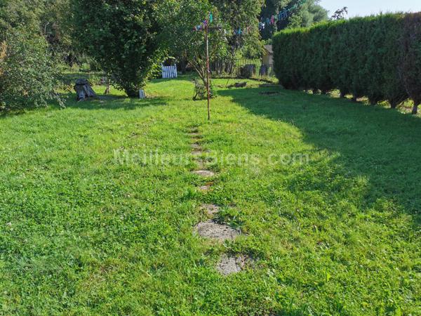 MAISON DE VILLE SEMI-INDIVIDUELLE 3 CHAMBRES JARDIN HANGAR