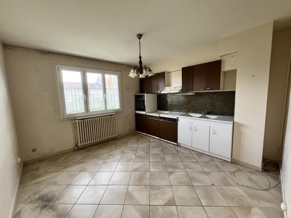 Maison à vendre 171 359 € Soyaux 4 p 109 m² DPE D