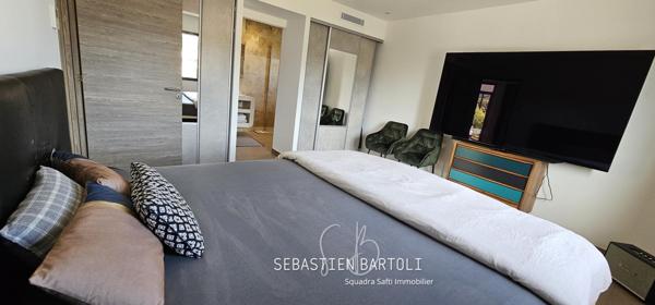 Villa moderne T4 avec piscine et T3+T2 indépendants