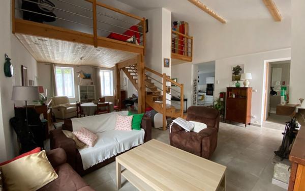 Maison à vendre    4 pièces • 133,65 m2 Lavernose-Lacasse