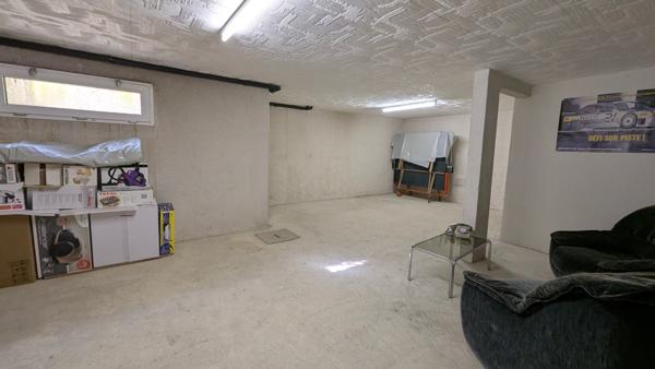 Maison baignée de lumière et au calme