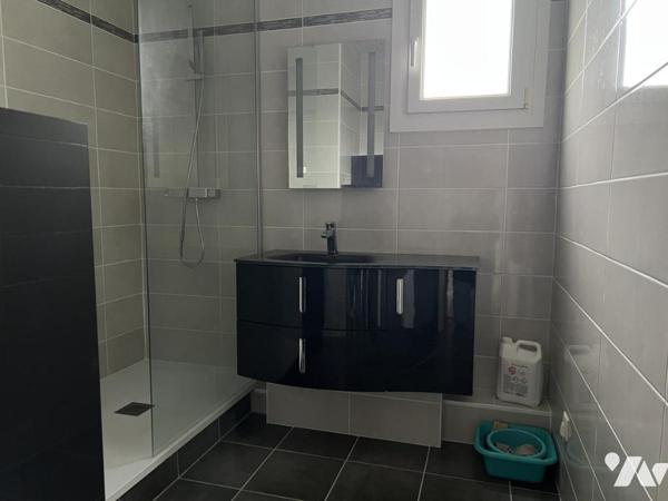 DONGES - Maison 4 chambres - 152 m².