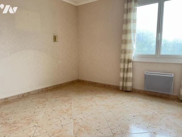 DONGES - Maison 4 chambres - 152 m².