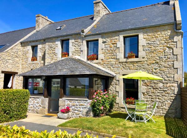 Belle demeure de 305 m2 composée de 3 gites bonne rentabilité locative