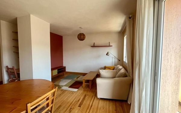 Appartement à vendre    2 pièces • 52 m2 Toulouse