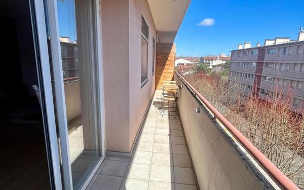 Appartement à vendre    2 pièces • 52 m2 Toulouse
